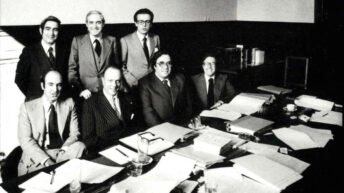 https://uncatolicoperplejo.com/la-constitucion-espanola-de-1978-se-escribio-en-una-logia-masonica/