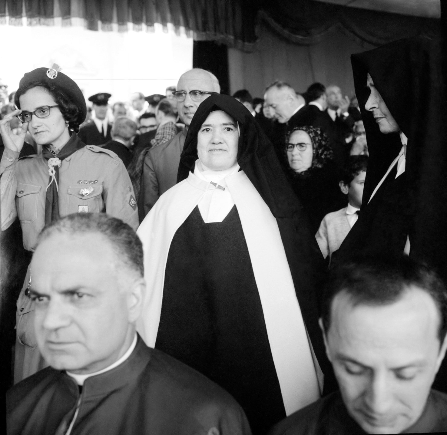 https://uncatolicoperplejo.net/cuidado-con-medjugorje-garabandal-y-con-los-masones-damian-galeron-y-cesar-para-jesucristo/