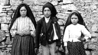 Pastores de Fatima (Lucía, Francisco y Jacinta) 1917.