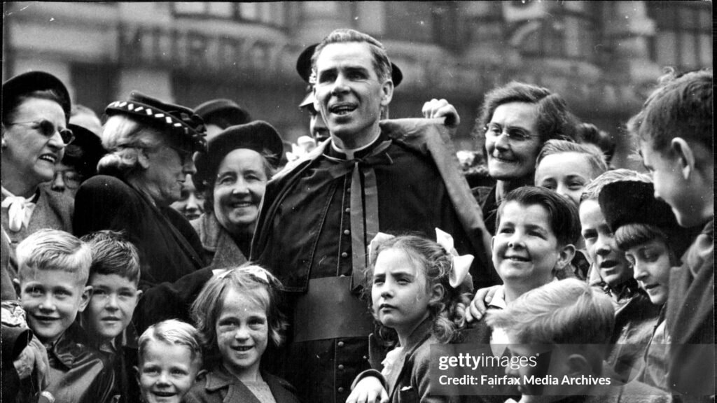 https://uncatolicoperplejo.com/obispo-fulton-sheen-1947-sobre-el-anticristo/