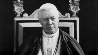https://ace.wikipedia.org/wiki/Beureukaih:His_Holiness_Pope_St._Pius_X_%E2%80%93_edited.jpg