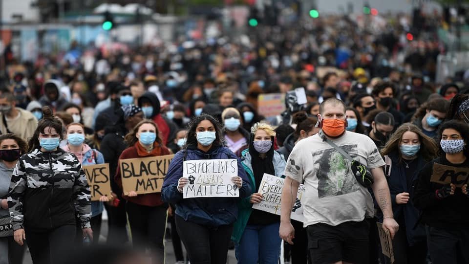 revoluciones cllejeras, Great reset, cachorros de la masonería, los nikilistas de Pike --- https://uncatolicoperplejo.com/wp-content/uploads/2023/01/Revoluciones-callejeras-los-chicos-de-la-masoneria-3b.jpg