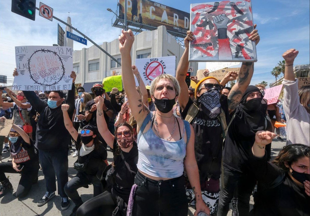 revoluciones cllejeras, Great reset, cachorros de la masonería, los nikilistas de Pike --- https://uncatolicoperplejo.com/wp-content/uploads/2023/01/Revoluciones-callejeras-los-chicos-de-la-masoneria-3b.jpg