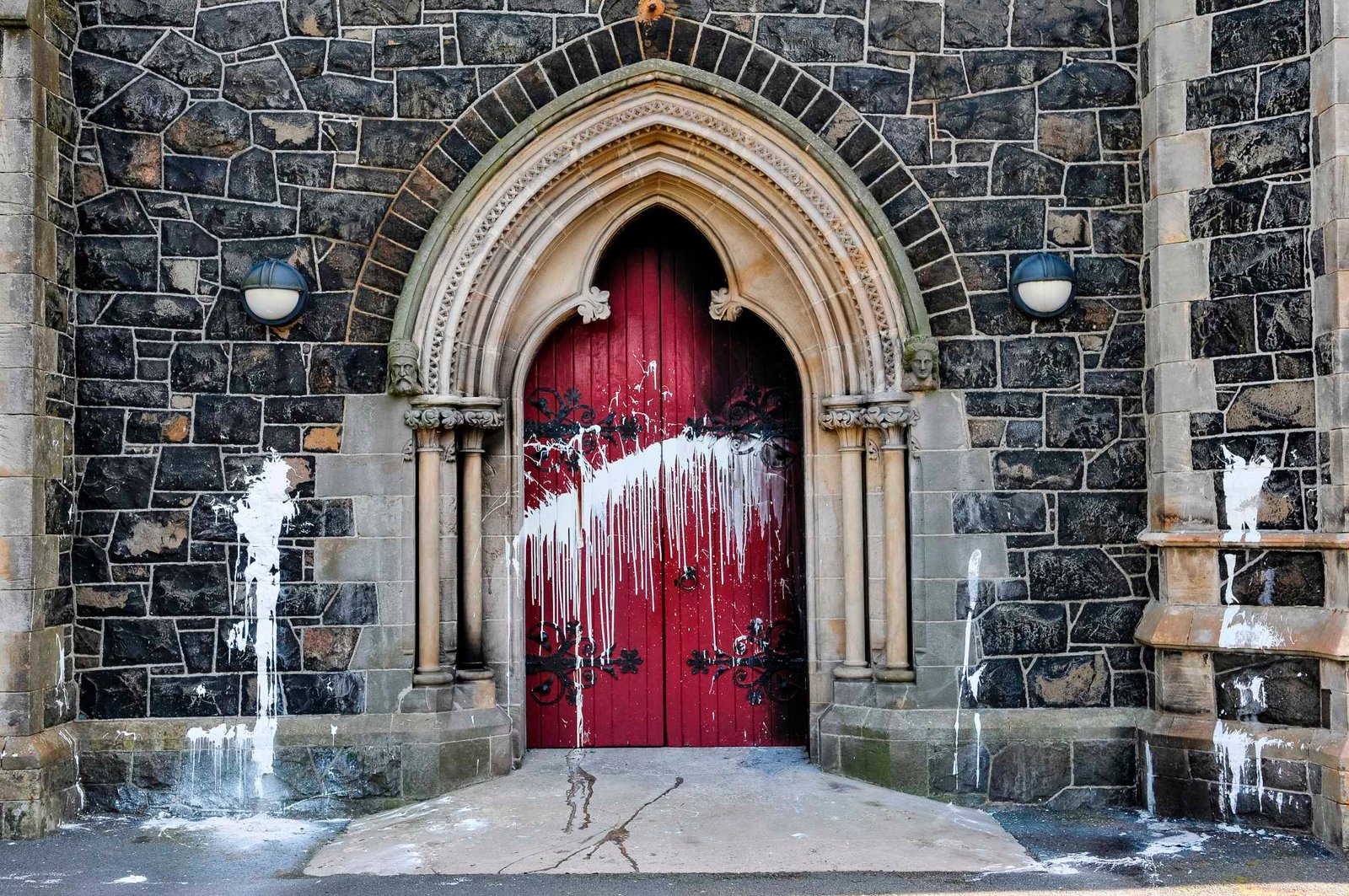 https://es.aleteia.org/2021/11/19/aumentan-los-crimenes-de-odio-contra-los-cristianos-europeos/