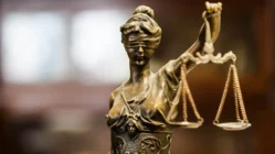 https://uncatolicoperplejo.com/no-existe-en-el-ordenamiento-juridico-espanol-la-obligatoriedad-de-someterse-a-ninguna-prueba-medica/