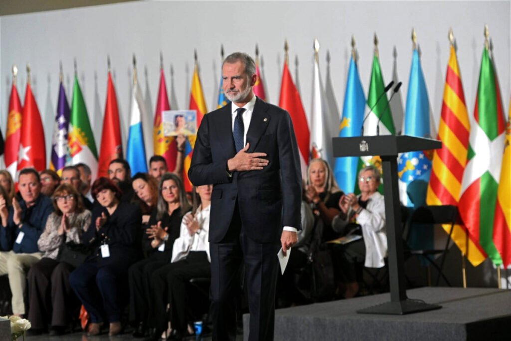 Masonería, masón, logia, twitter, tenida masónica, DANA, funeral, Pedro Sánchez, Valencia.