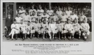 Masonería. Logia. Históricas. Posado en grupo.