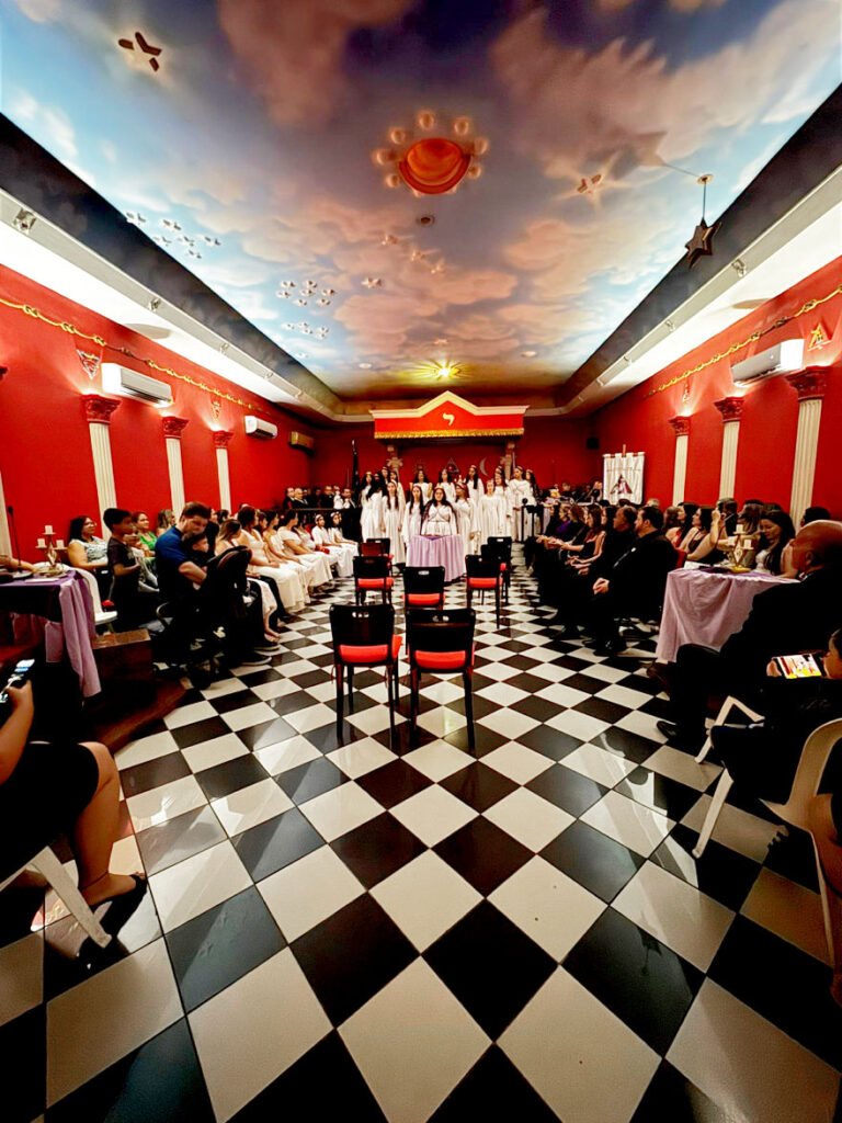 Job’s Daughters - Filhas de Jó - Hijas de Job. Masonería. Logia.