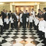 Niños. Masonería. Logias.