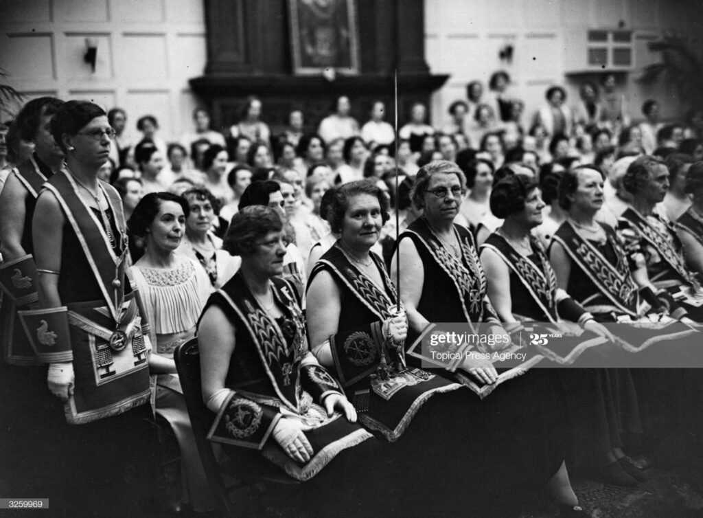 Masonería. Logia. Históricas. Masonería Femenina.