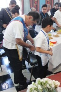 Niños. Masonería. Logias.