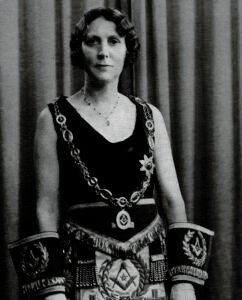 Masonería. Logia. Históricas. Masonería Femenina.