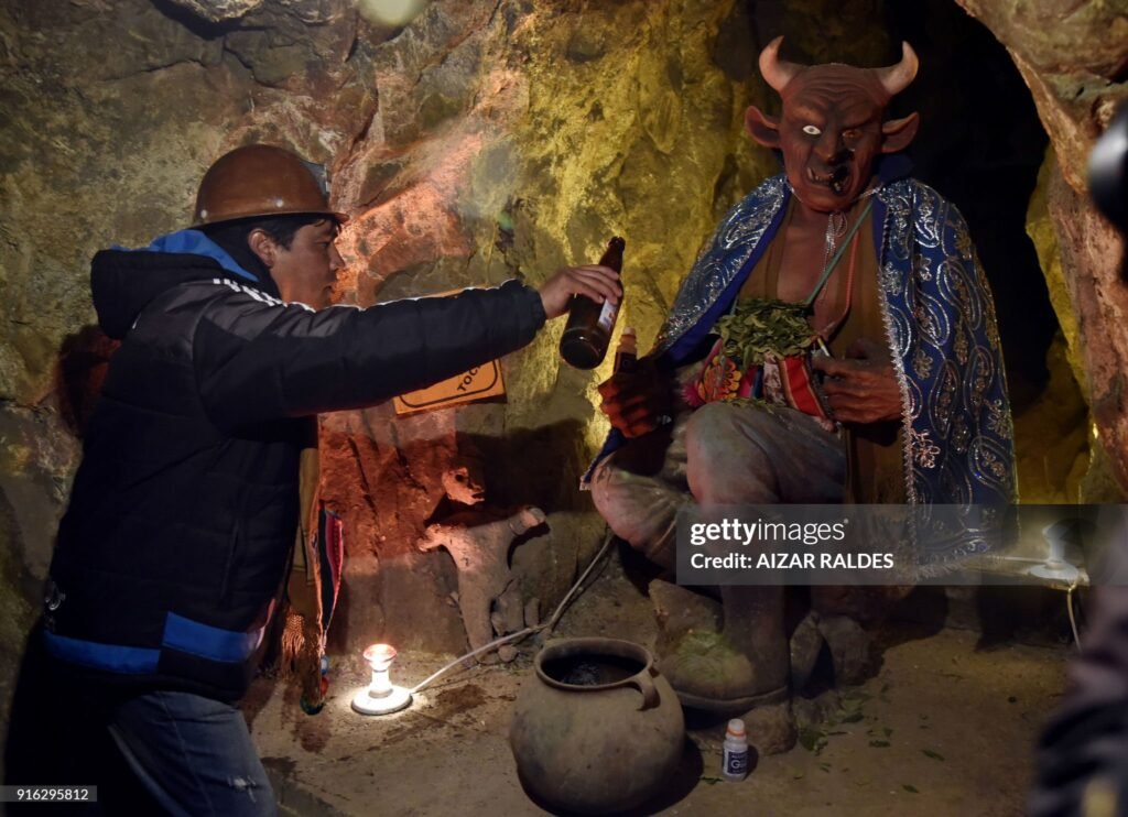 Pachamama. Wilancha. Prevost. Bergoglio. Sínodo amazónico. Bolivia. Minas.
