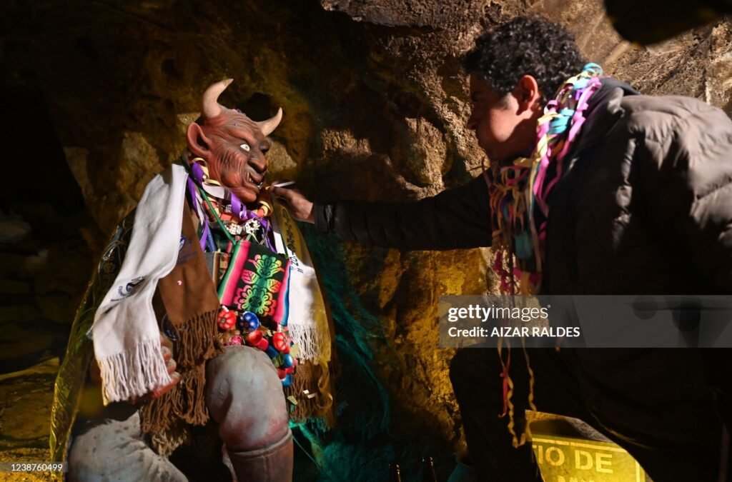 Pachamama. Wilancha. Prevost. Bergoglio. Sínodo amazónico. Bolivia. Minas.