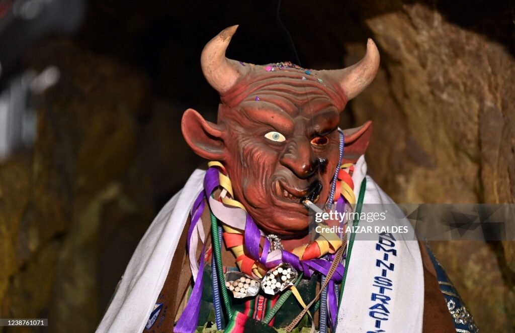 Pachamama. Wilancha. Prevost. Bergoglio. Sínodo amazónico. Bolivia. Minas.