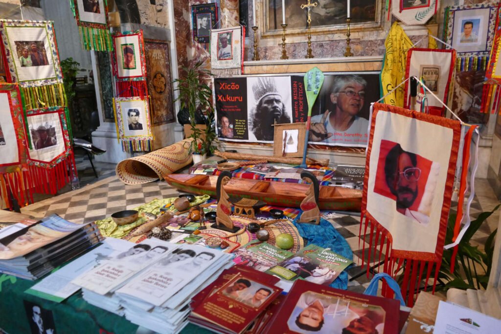 Berglogio. Prevost. Pachamama.