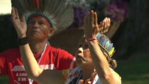 Berglogio. Prevost. Pachamama.