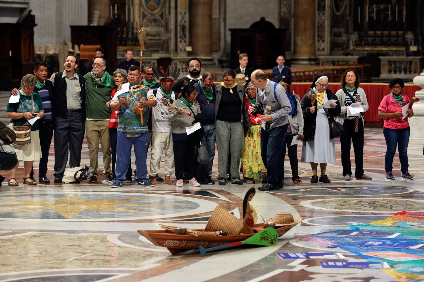 Berglogio. Prevost. Pachamama.